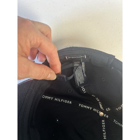 NEW Tommy Hilfiger Men's Navy Blue Corporate Enamel Wool Blend Strapback Cap - Picture 6 of 8